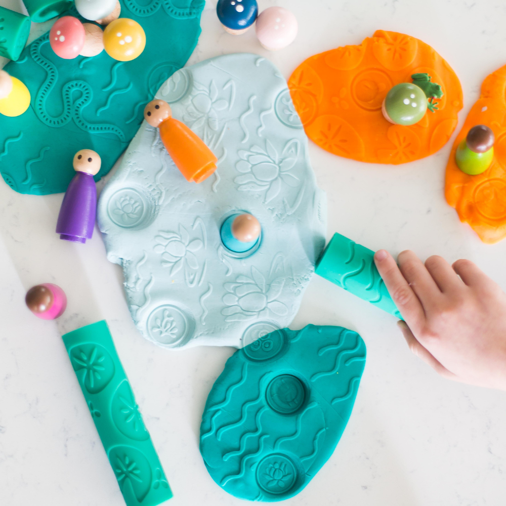 Pond Life Play Dough Rollers Set of 6